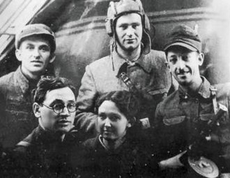 The Twins Separated at Auschwitz Who Found Each Other 60 Years Later
