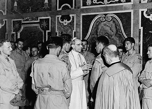 The Vatican Courier Who Smuggled Letters from Auschwitz