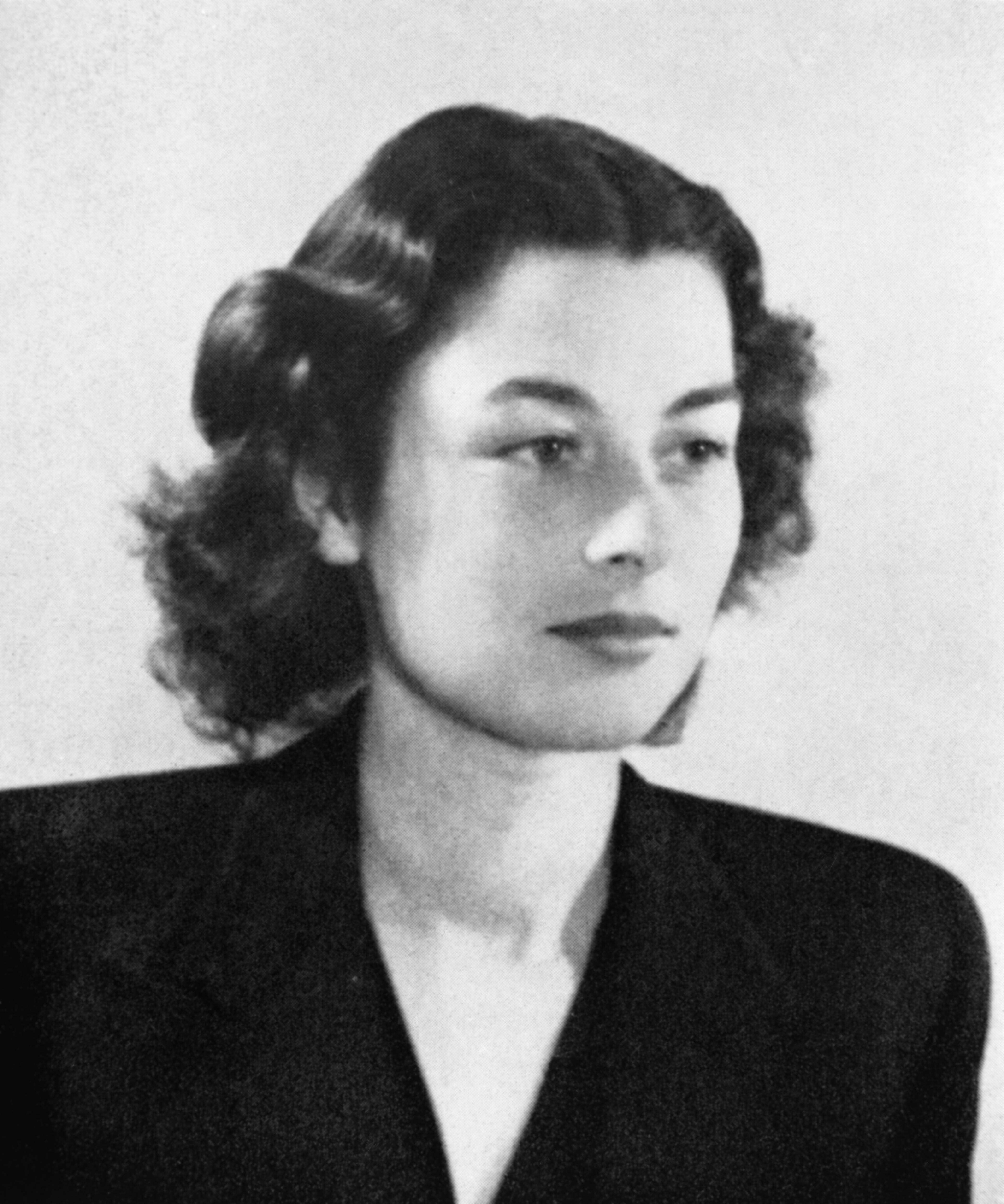 Violet Szabo